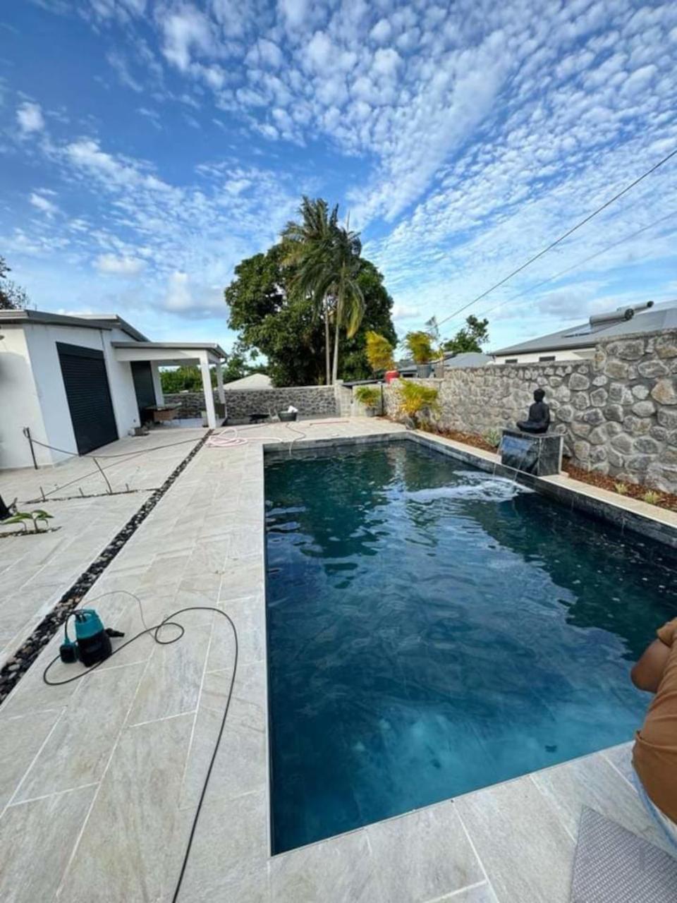 Le Beau Vallon 1- Jacuzzi Privatif Et Piscine Chauffee Partagee Saint-Benoît Eksteriør billede