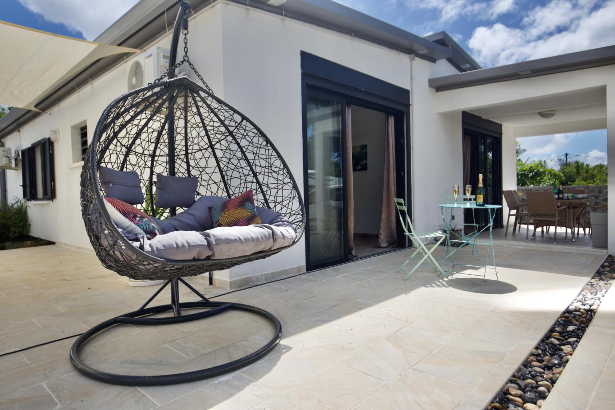Le Beau Vallon 1- Jacuzzi Privatif Et Piscine Chauffee Partagee Saint-Benoît Eksteriør billede