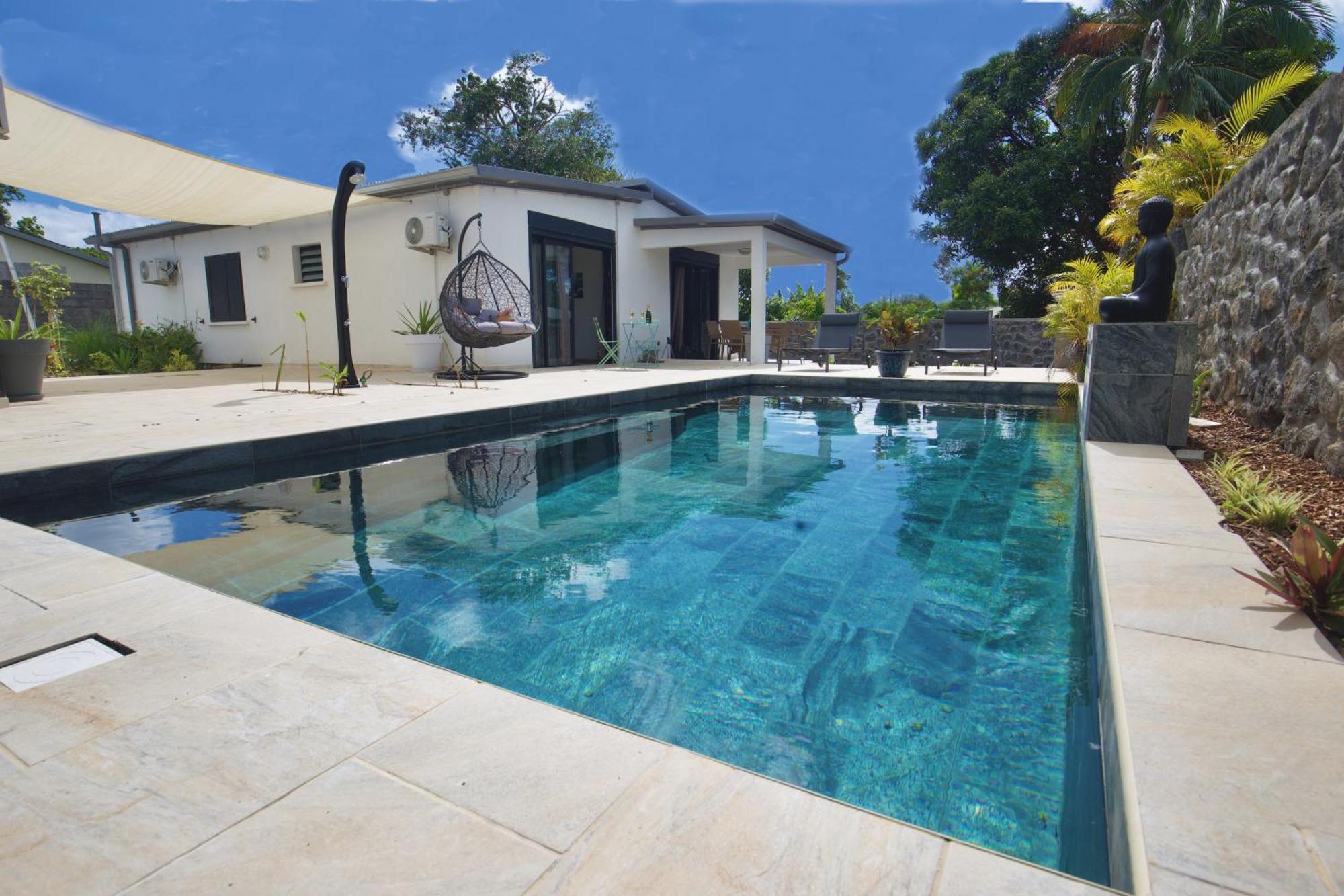 Le Beau Vallon 1- Jacuzzi Privatif Et Piscine Chauffee Partagee Saint-Benoît Eksteriør billede