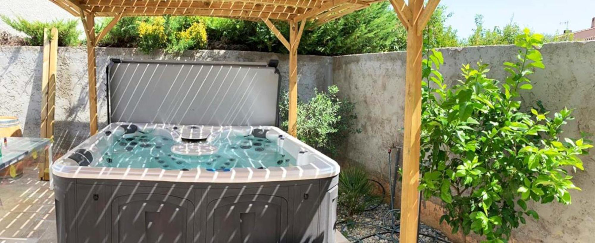 Le Beau Vallon 1- Jacuzzi Privatif Et Piscine Chauffee Partagee Saint-Benoît Eksteriør billede